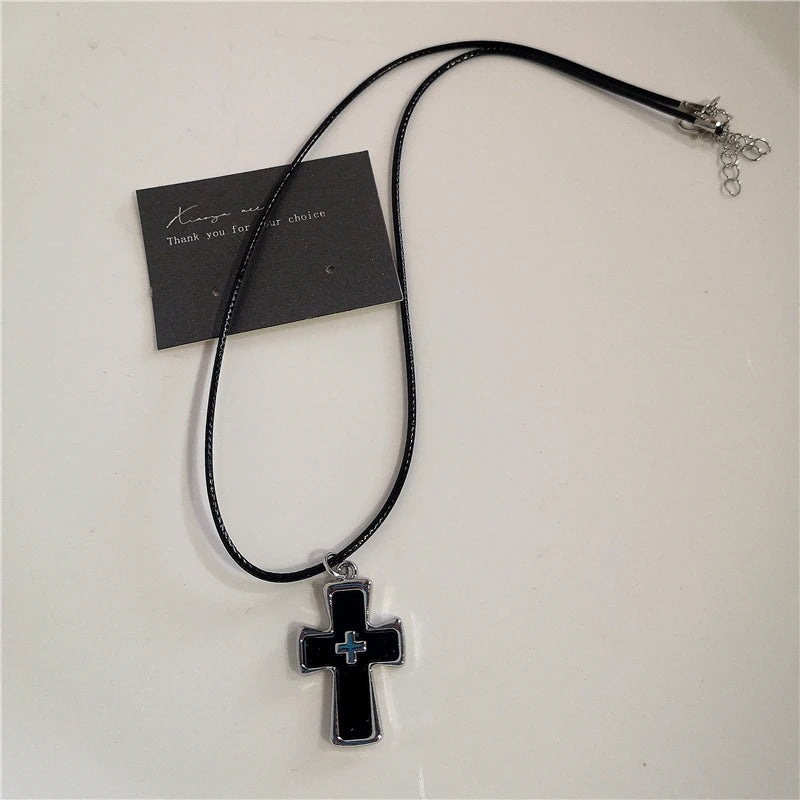 Punk Rock Black Heart Cross Pendant Chain Necklace for Men Women Cool Hip Hop Street Vintage 90S Y2K Grunge Goth Accessories
