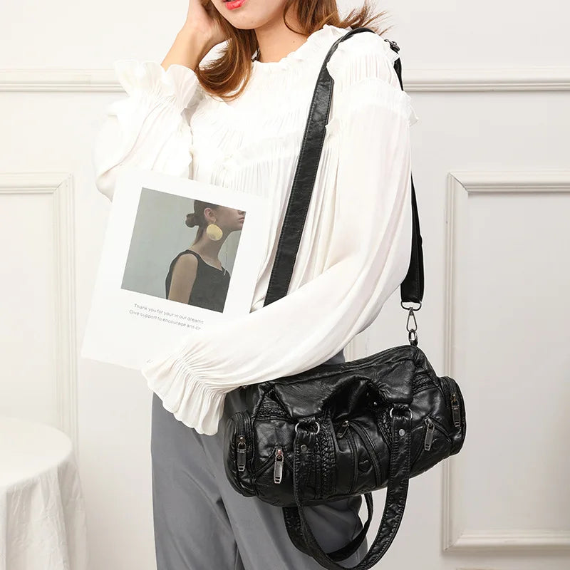 Black Y2K Women Shoulder Bag Vintage Punk Goth Fashion Designer Pu Leather Tote Bag Large Capacity Rivet Motorcycle Handbag